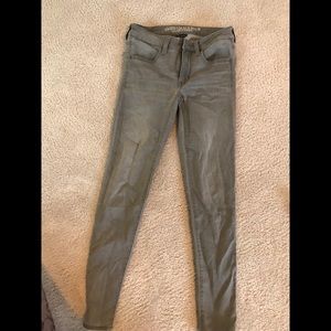 grey american eagle jeans